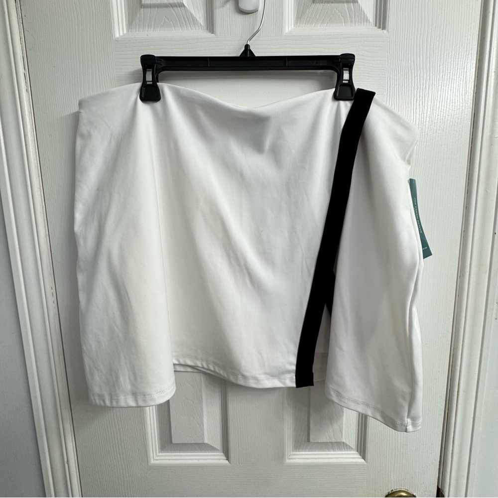 Joe Fresh Women's Asymmetrical White and Black Tennis Skort-Plus Size 2X - NWT